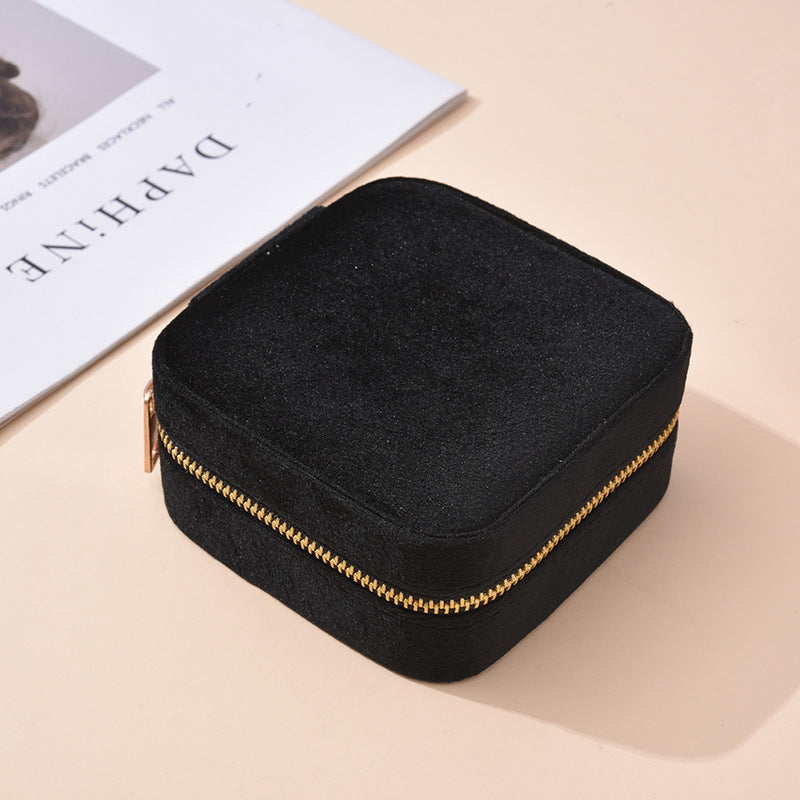 Regal Rediance Velvet Mirror Vault Box