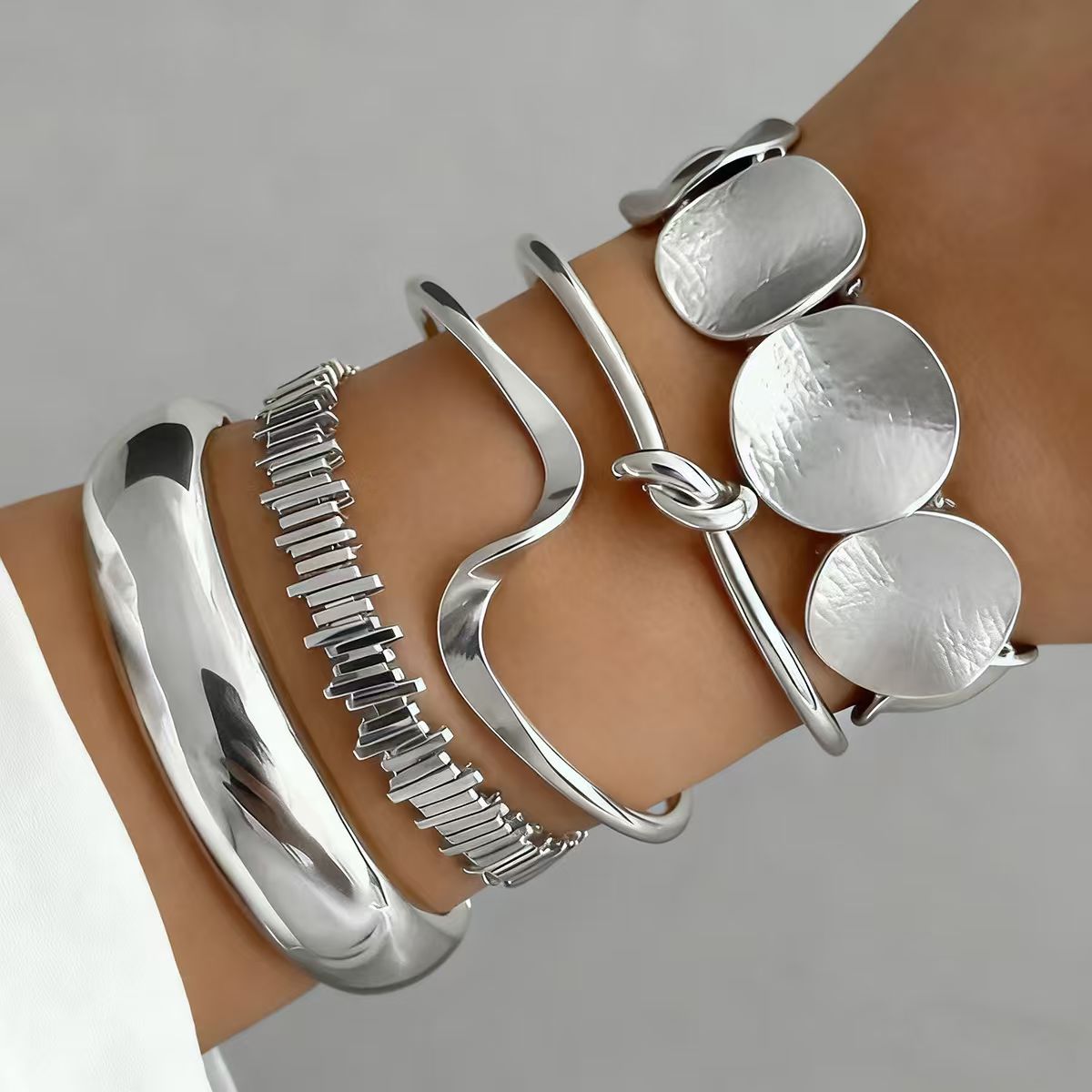 Geometric Openwork Bracelet