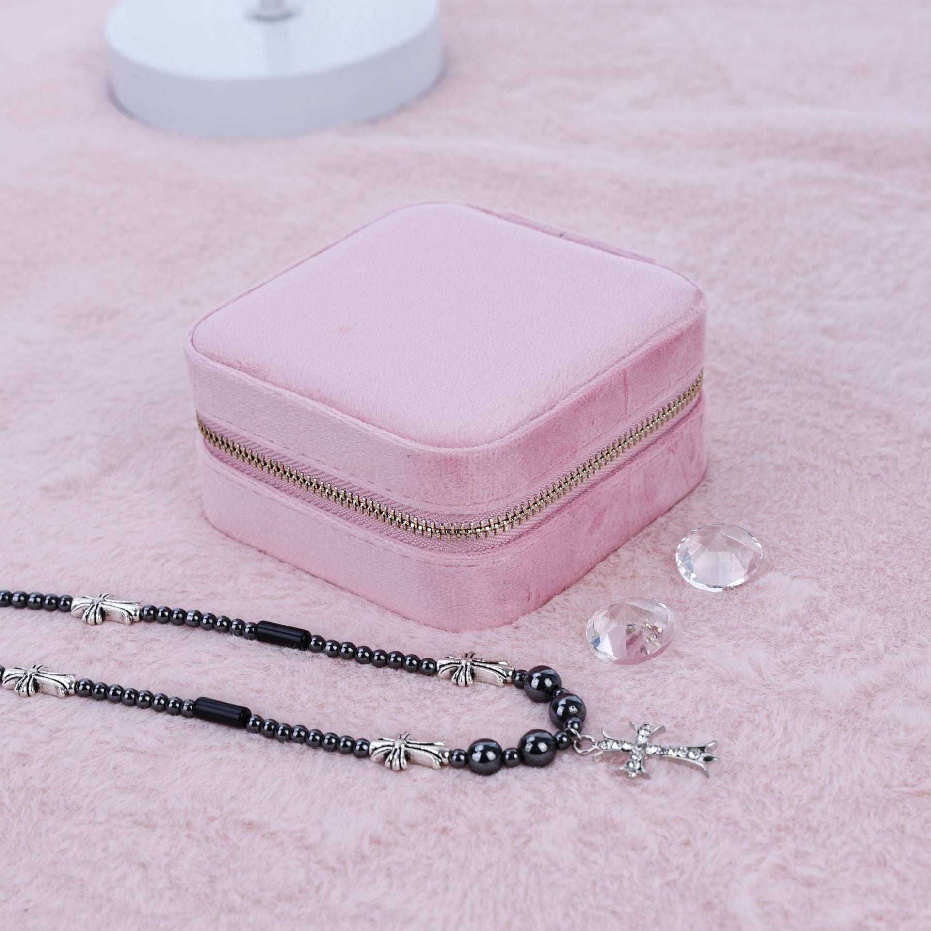 Regal Rediance Velvet Mirror Vault Box