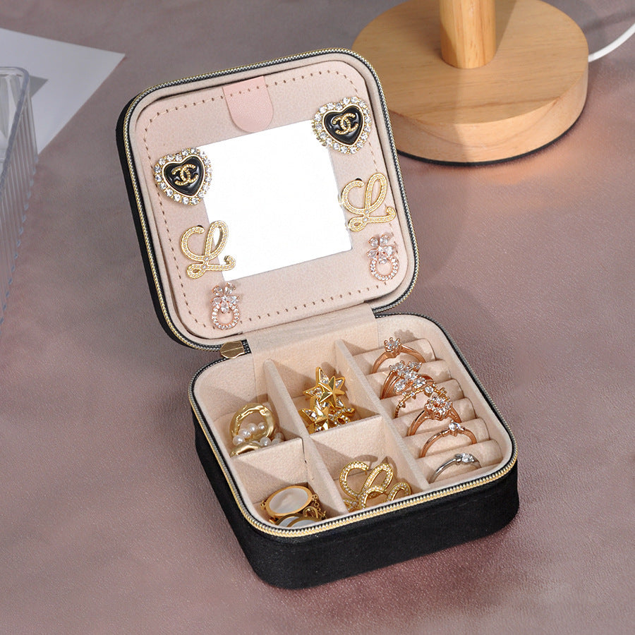 Regal Rediance Velvet Mirror Vault Box